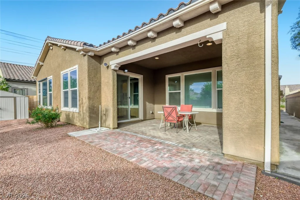 5729 Douglas Everett, Las Vegas, NV 89120