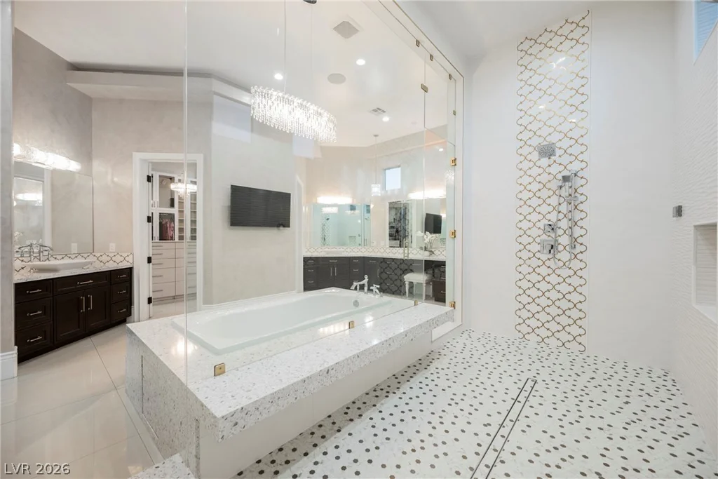 1721 Tioga, Las Vegas, NV 89117