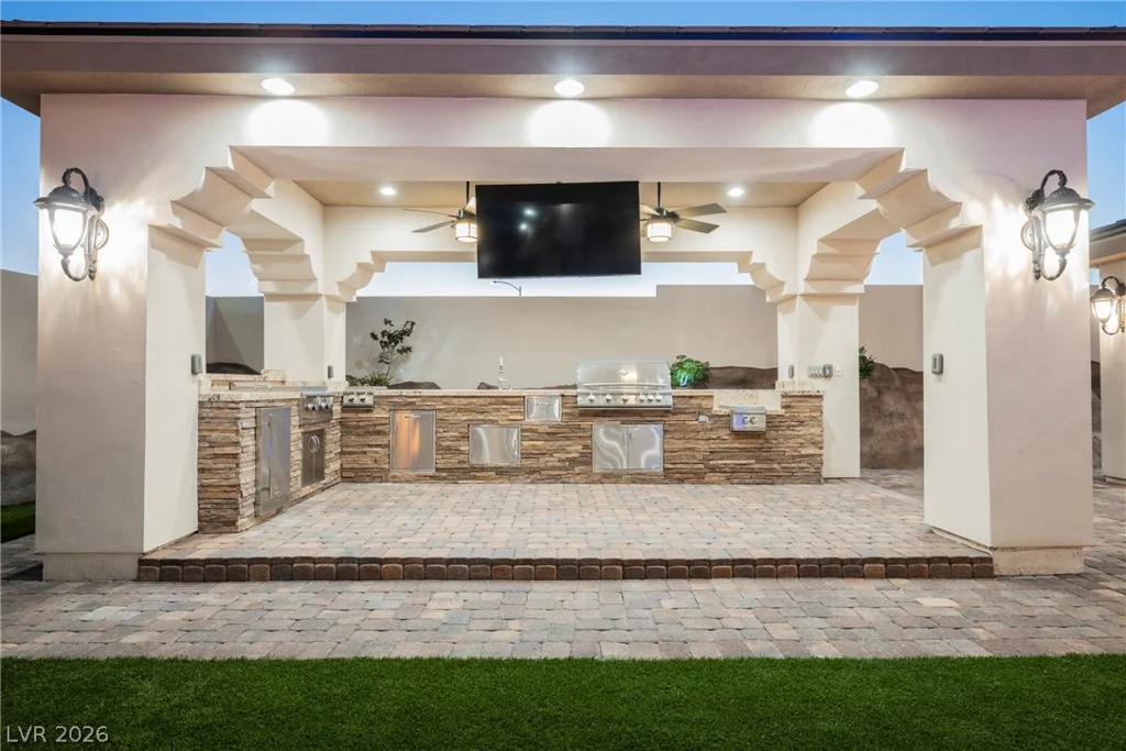 1721 Tioga, Las Vegas, NV 89117
