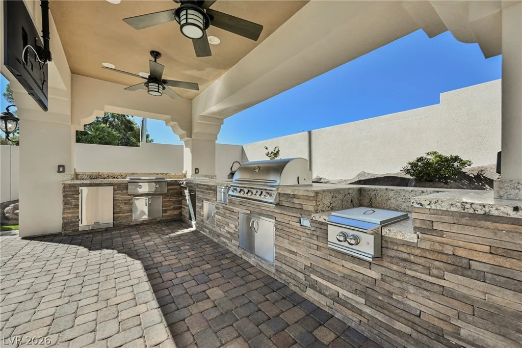 1721 Tioga, Las Vegas, NV 89117