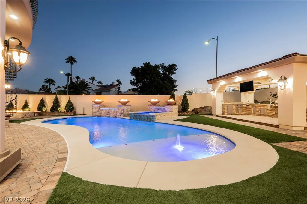 1721 Tioga, Las Vegas, NV 89117