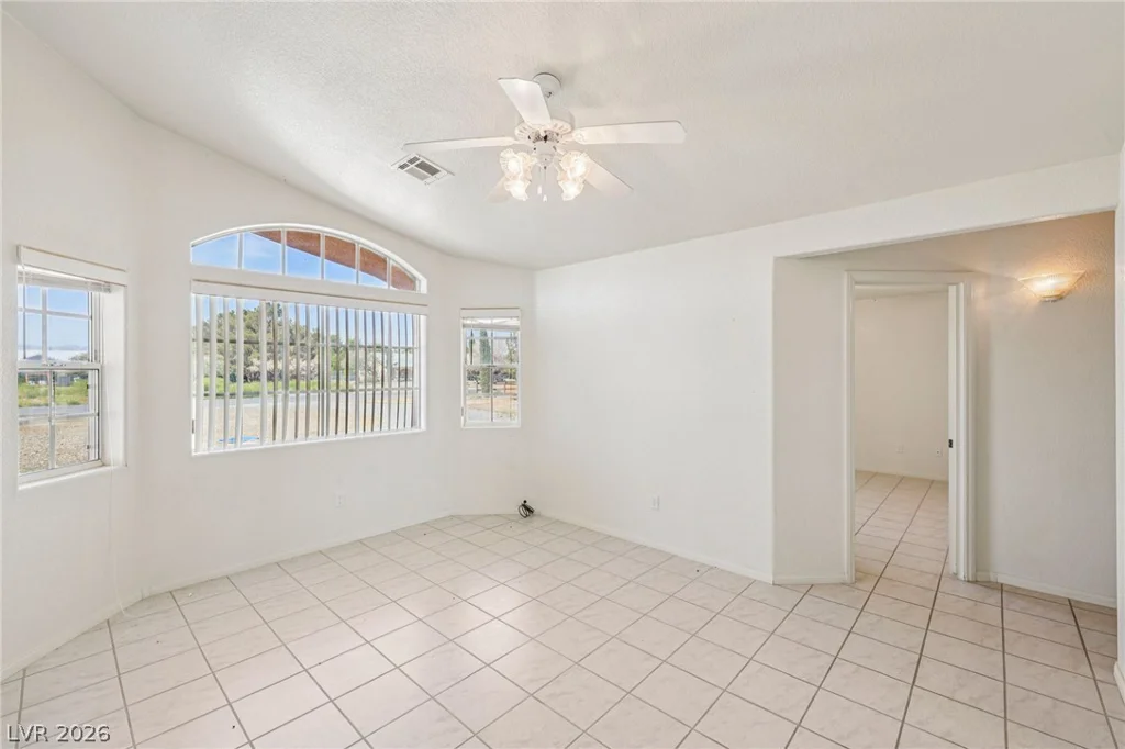 3821 Money, Pahrump, NV 89048