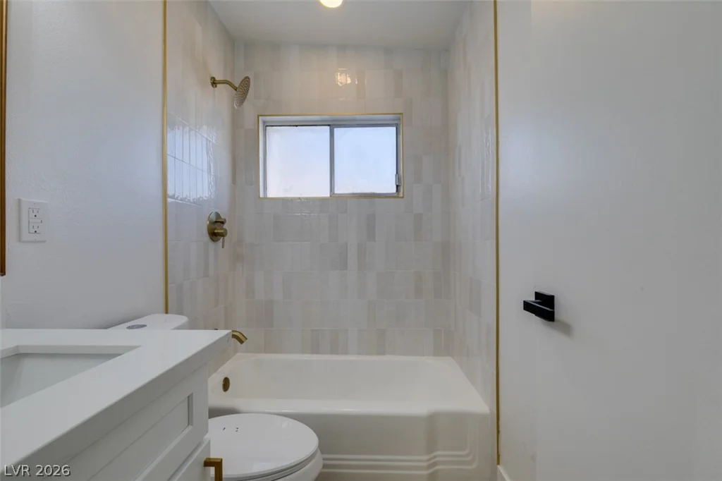 1914 La Vante, Las Vegas, NV 89169