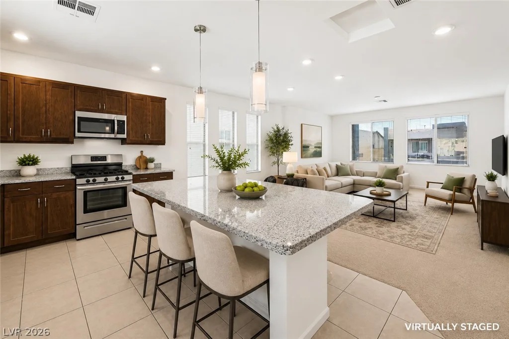 8040 Carpenter Creek, Las Vegas, NV 89113