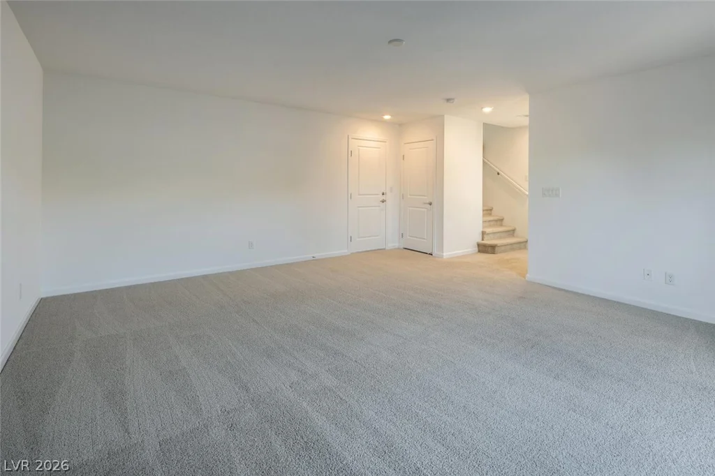 8040 Carpenter Creek, Las Vegas, NV 89113