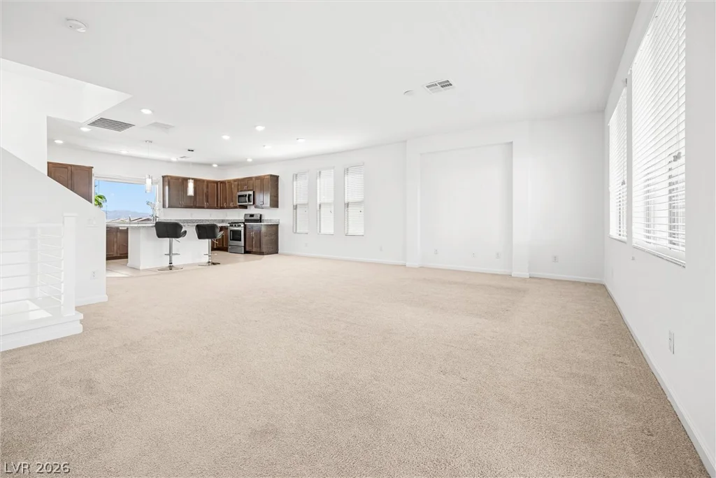 8040 Carpenter Creek, Las Vegas, NV 89113