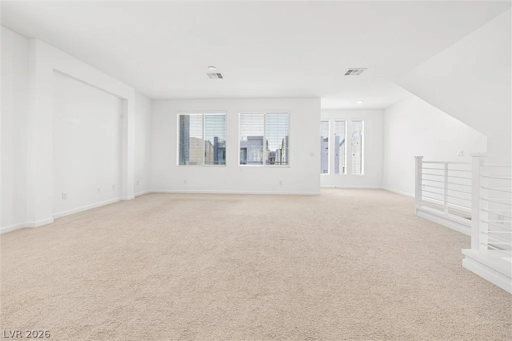 8040 Carpenter Creek, Las Vegas, NV 89113