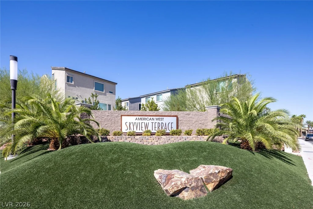 8040 Carpenter Creek, Las Vegas, NV 89113