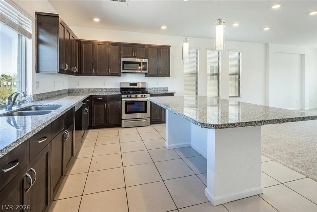8040 Carpenter Creek, Las Vegas, NV 89113