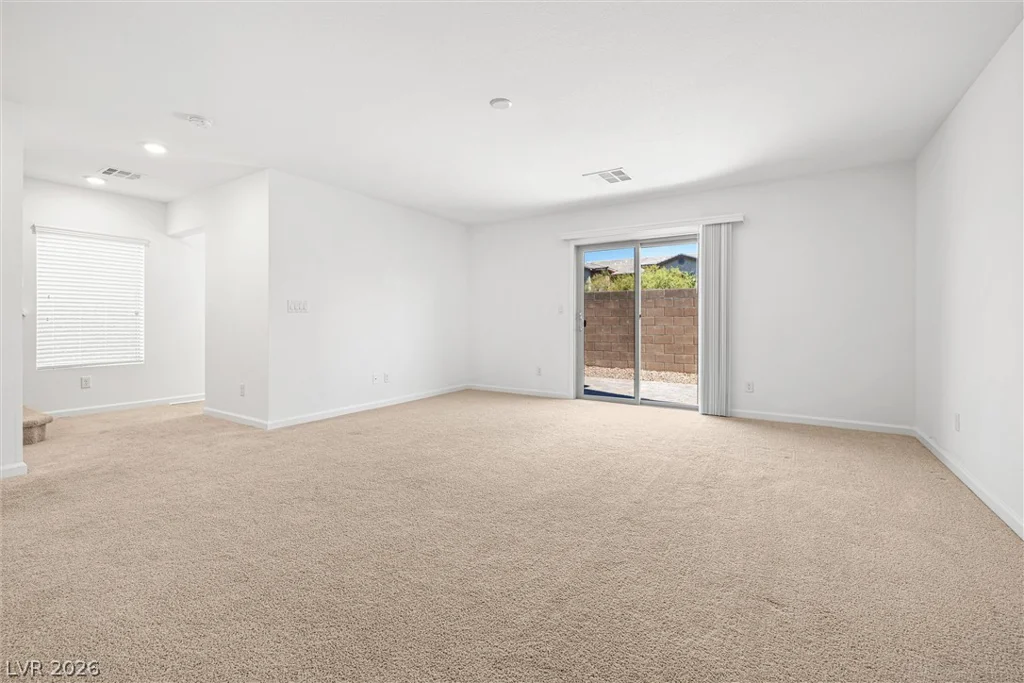 8040 Carpenter Creek, Las Vegas, NV 89113