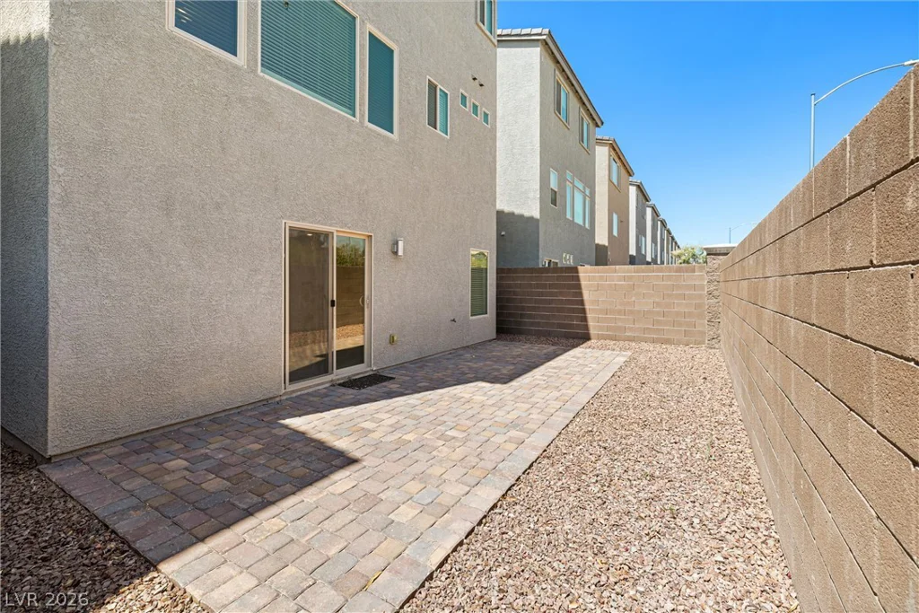 8040 Carpenter Creek, Las Vegas, NV 89113