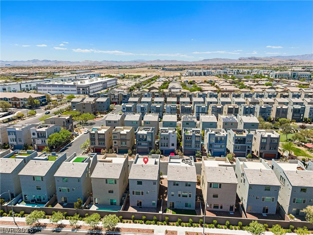 8040 Carpenter Creek, Las Vegas, NV 89113