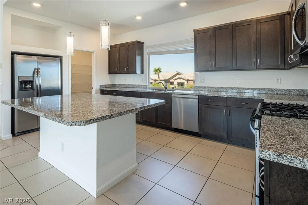 8040 Carpenter Creek, Las Vegas, NV 89113