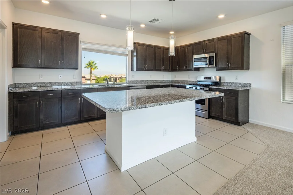 8040 Carpenter Creek, Las Vegas, NV 89113