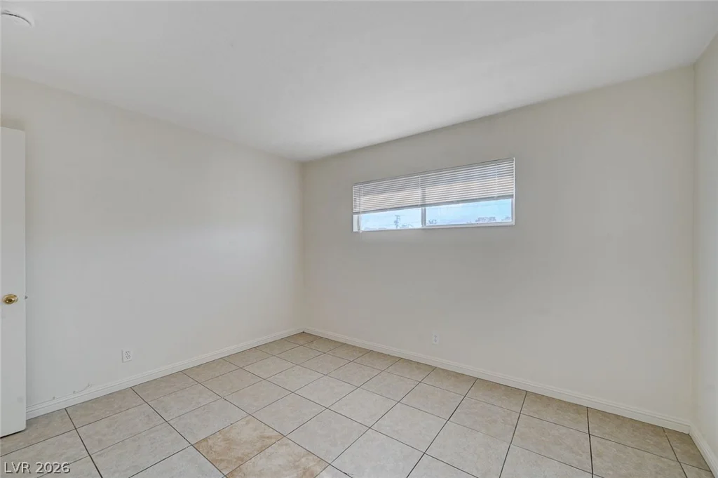 3370 Athens, Las Vegas, NV 89169