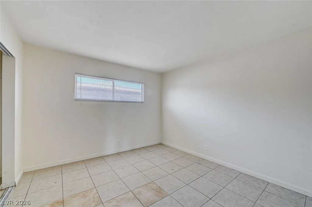 3370 Athens, Las Vegas, NV 89169