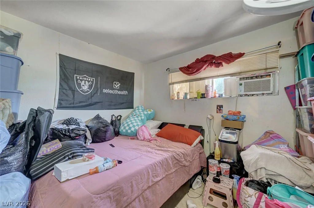 3370 Athens, Las Vegas, NV 89169