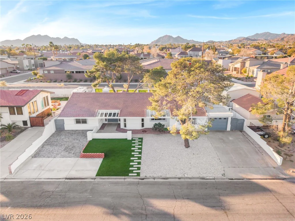 611 Fairway, Henderson, NV 89015