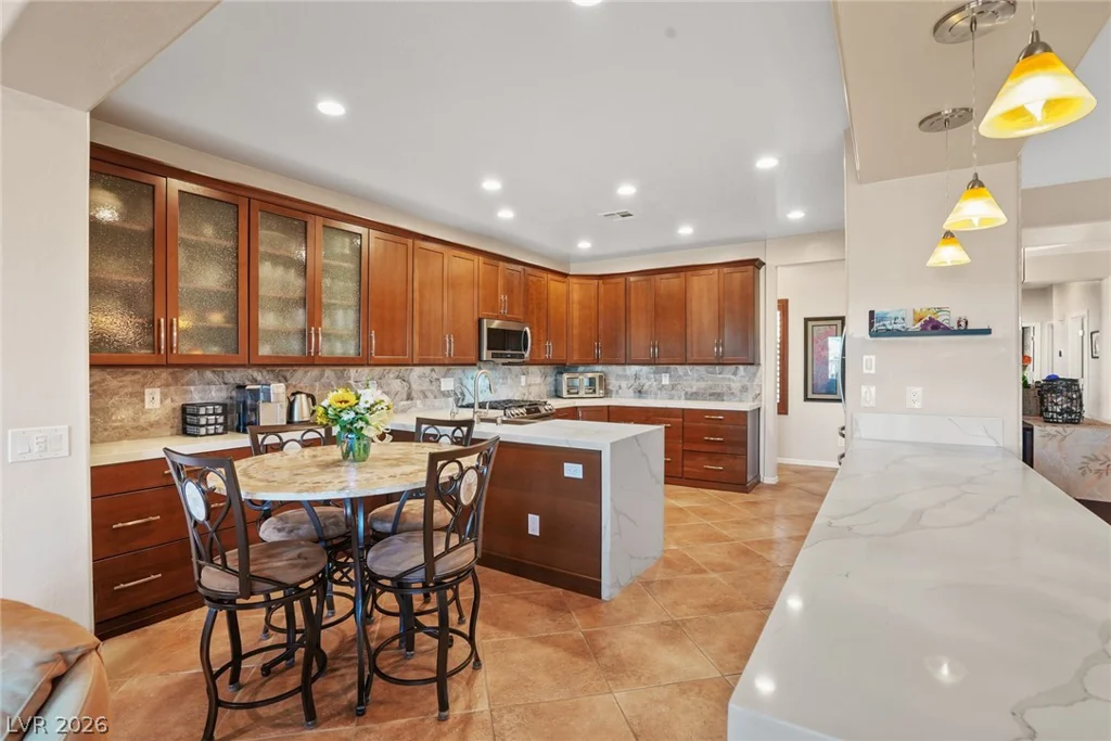 8300 Imperial Lakes, Las Vegas, NV 89131