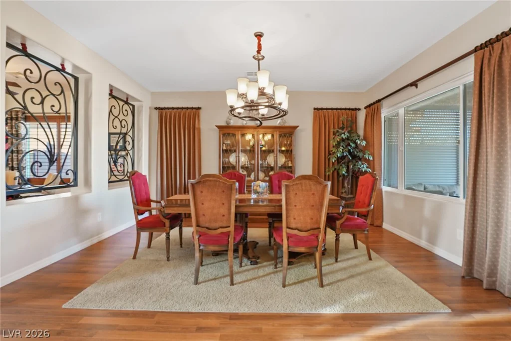 8300 Imperial Lakes, Las Vegas, NV 89131