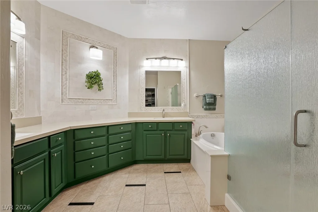 8300 Imperial Lakes, Las Vegas, NV 89131