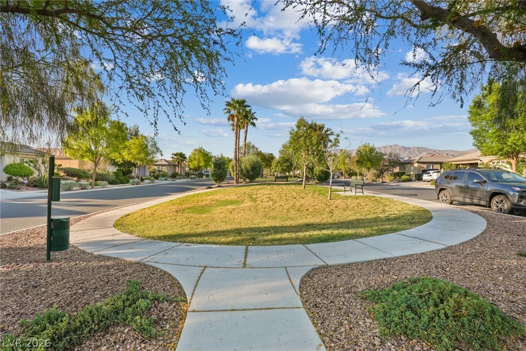 8300 Imperial Lakes, Las Vegas, NV 89131