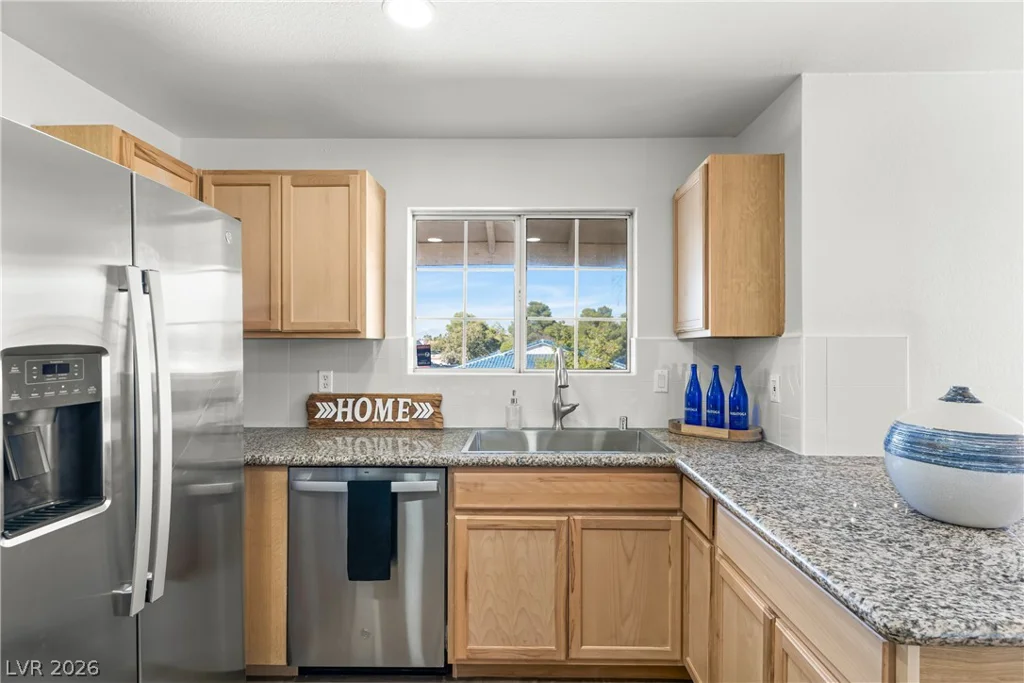 6500 Lake Mead, Las Vegas, NV 89108