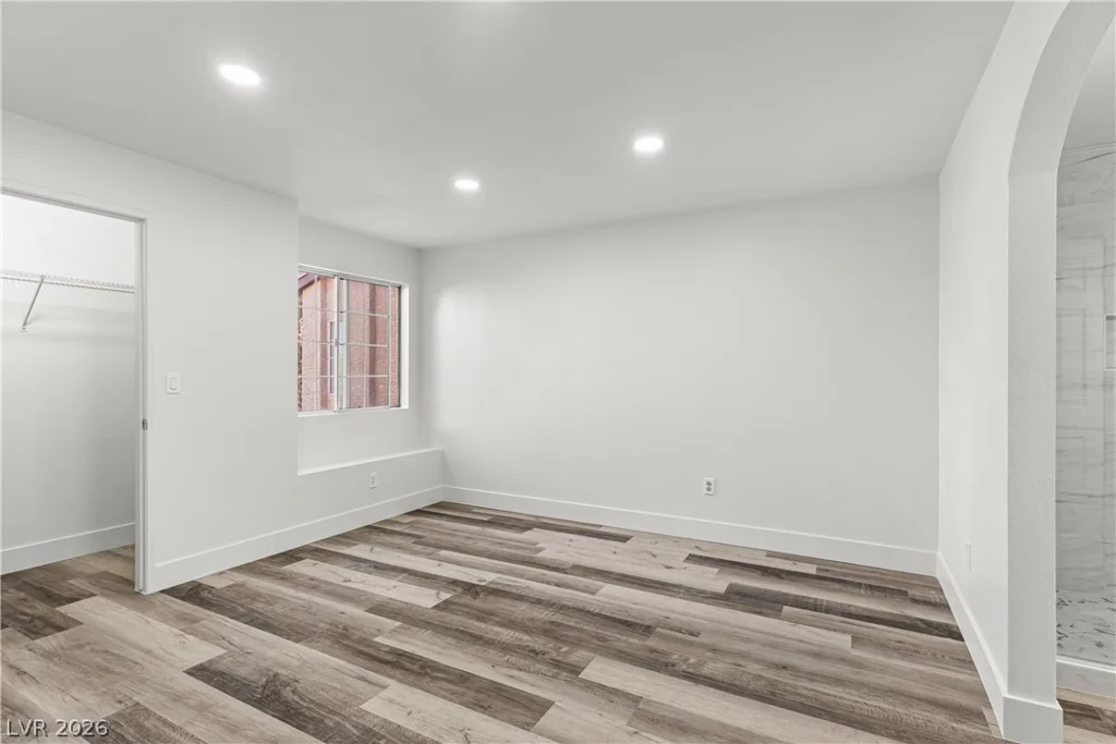6500 Lake Mead, Las Vegas, NV 89108