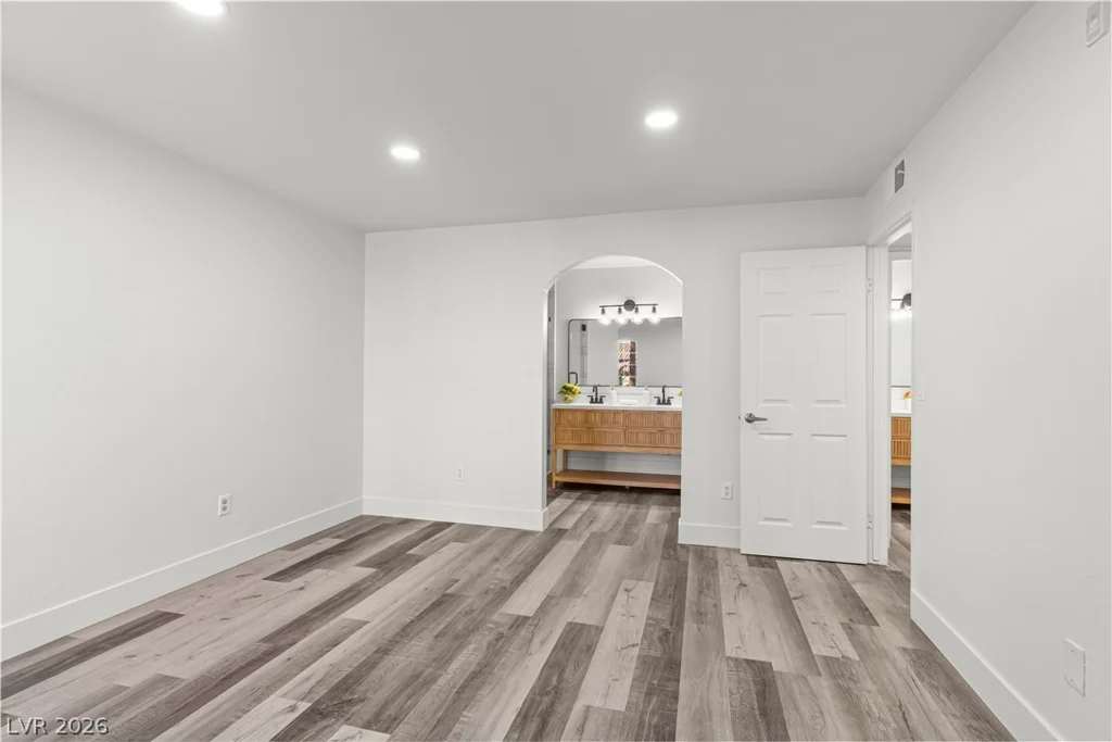 6500 Lake Mead, Las Vegas, NV 89108
