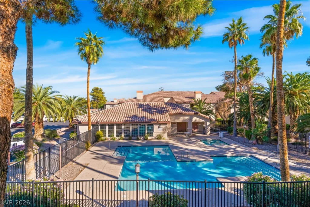 6500 Lake Mead, Las Vegas, NV 89108