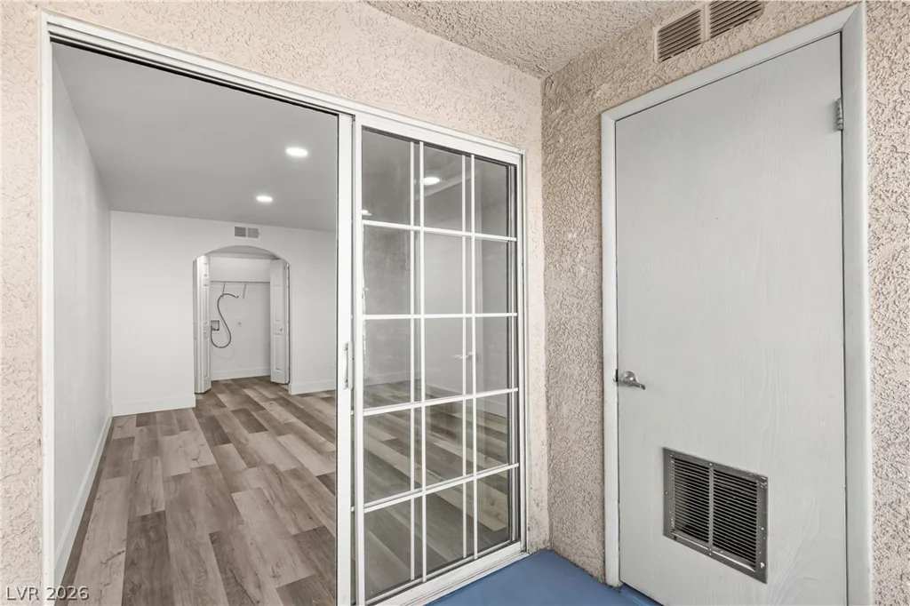 6500 Lake Mead, Las Vegas, NV 89108