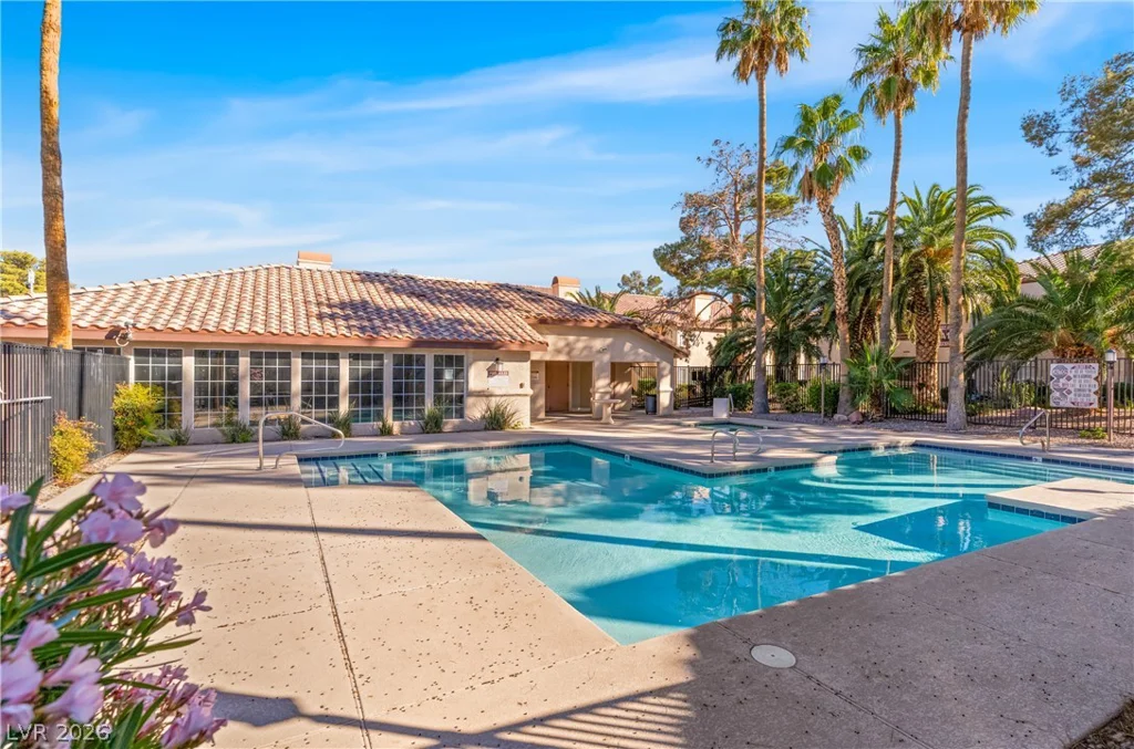 6500 Lake Mead, Las Vegas, NV 89108