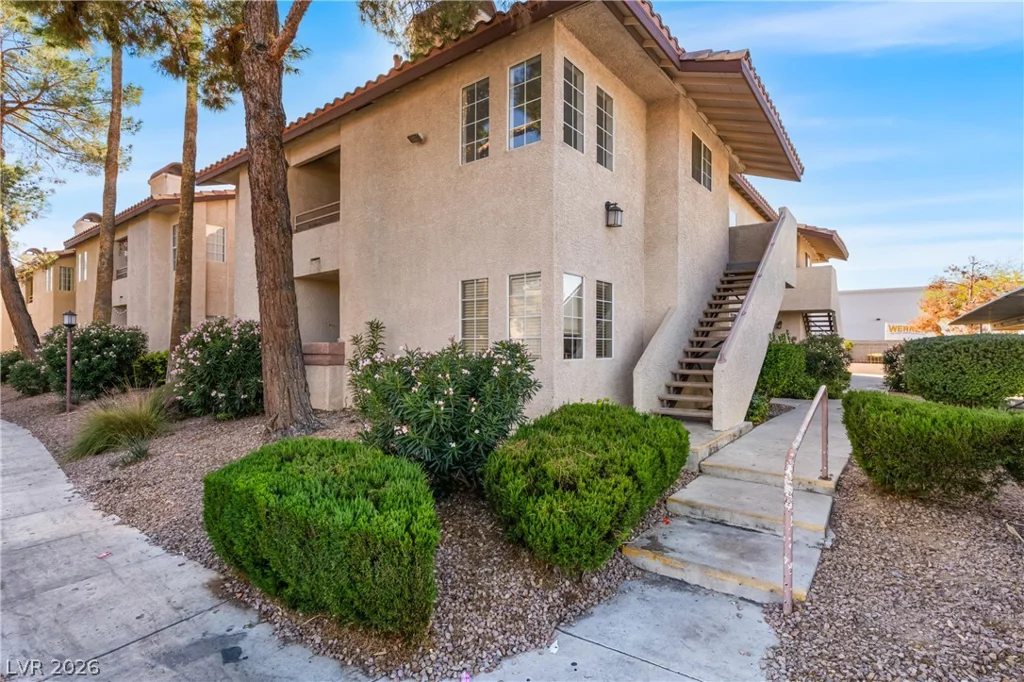6500 Lake Mead, Las Vegas, NV 89108