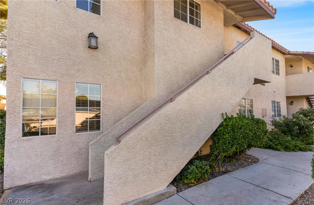 6500 Lake Mead, Las Vegas, NV 89108