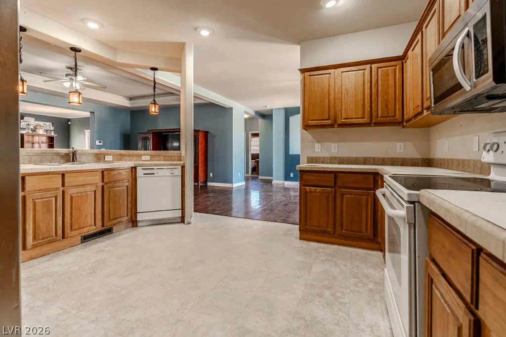 159 Winston, Indian Springs, NV 89018