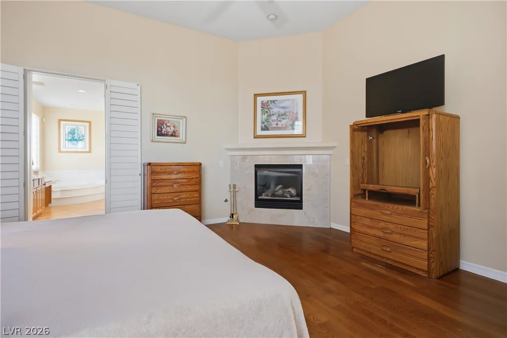 2240 Hot Oak Ridge, Las Vegas, NV 89134