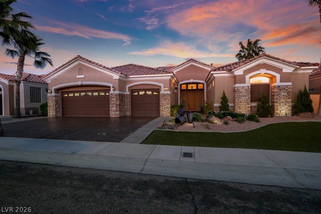 2240 Hot Oak Ridge, Las Vegas, NV 89134