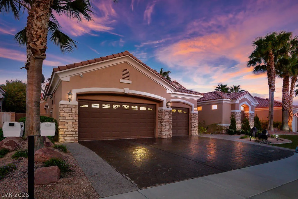 2240 Hot Oak Ridge, Las Vegas, NV 89134