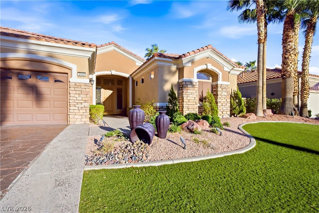 2240 Hot Oak Ridge, Las Vegas, NV 89134