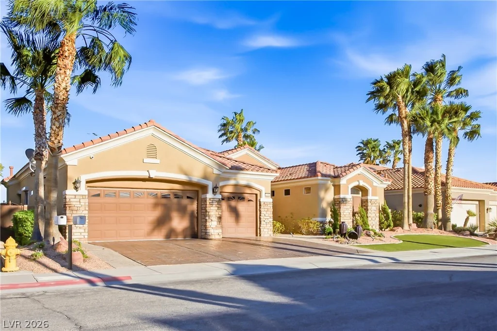 2240 Hot Oak Ridge, Las Vegas, NV 89134