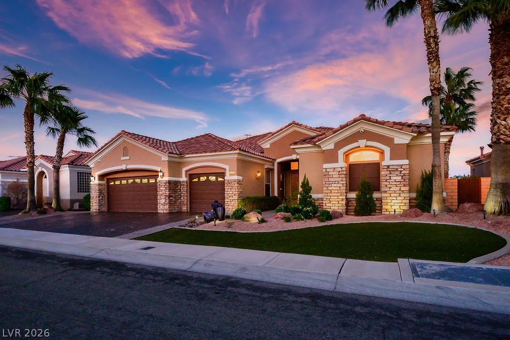 2240 Hot Oak Ridge, Las Vegas, NV 89134
