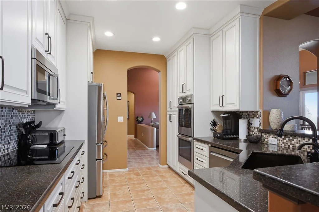 3024 High Range, Las Vegas, NV 89134