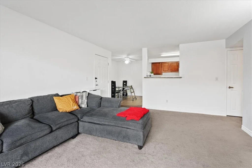 2451 Rainbow, Las Vegas, NV 89108