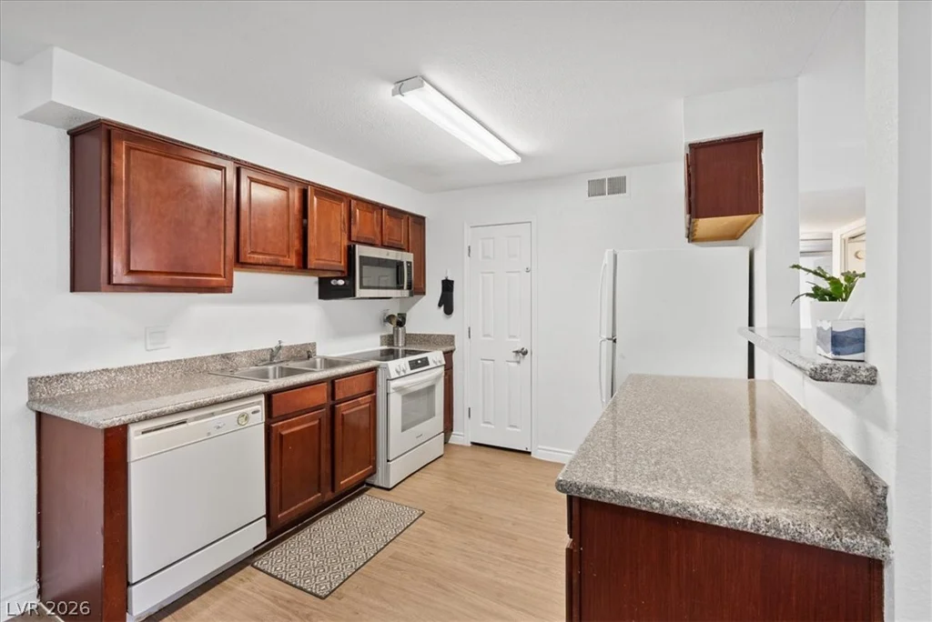 2451 Rainbow, Las Vegas, NV 89108