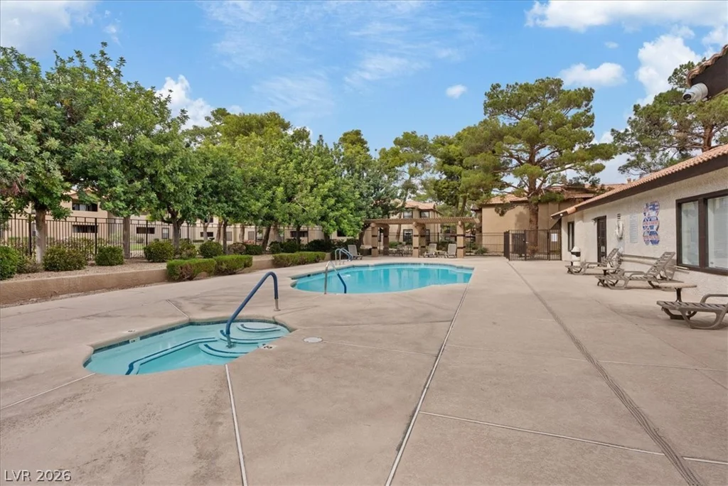 2451 Rainbow, Las Vegas, NV 89108