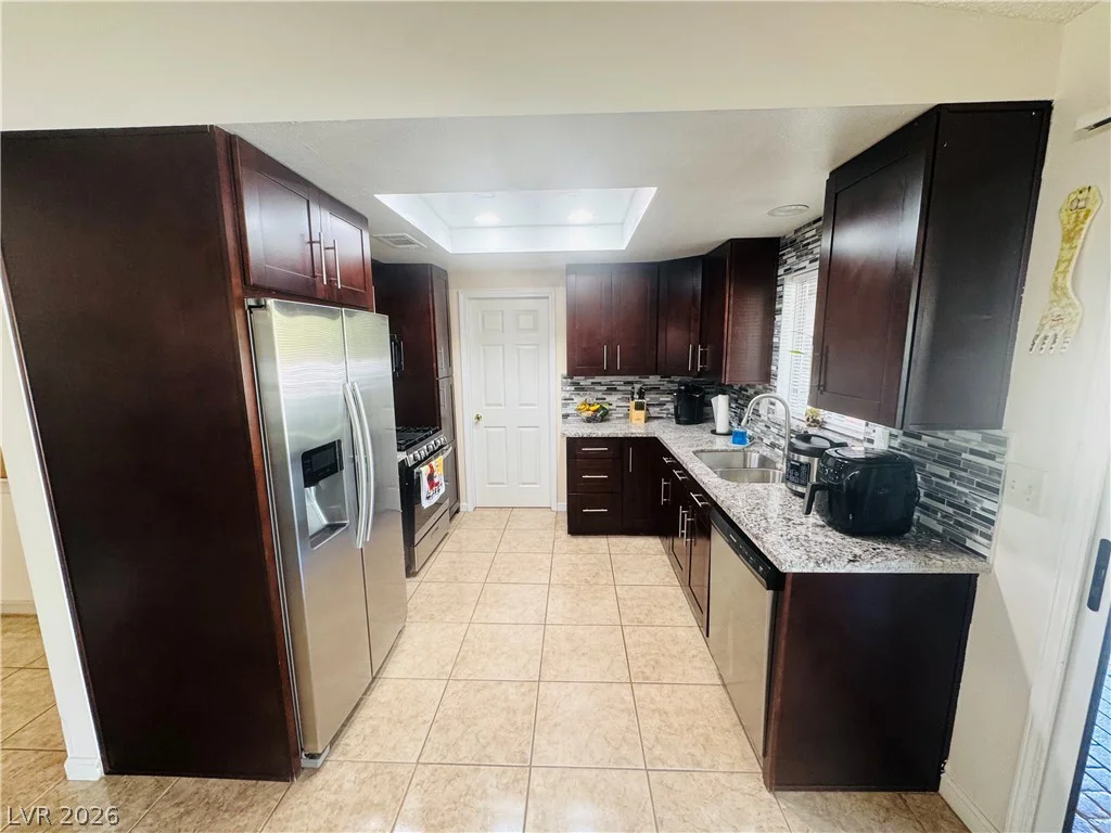 3272 Bridgeport, Las Vegas, NV 89121