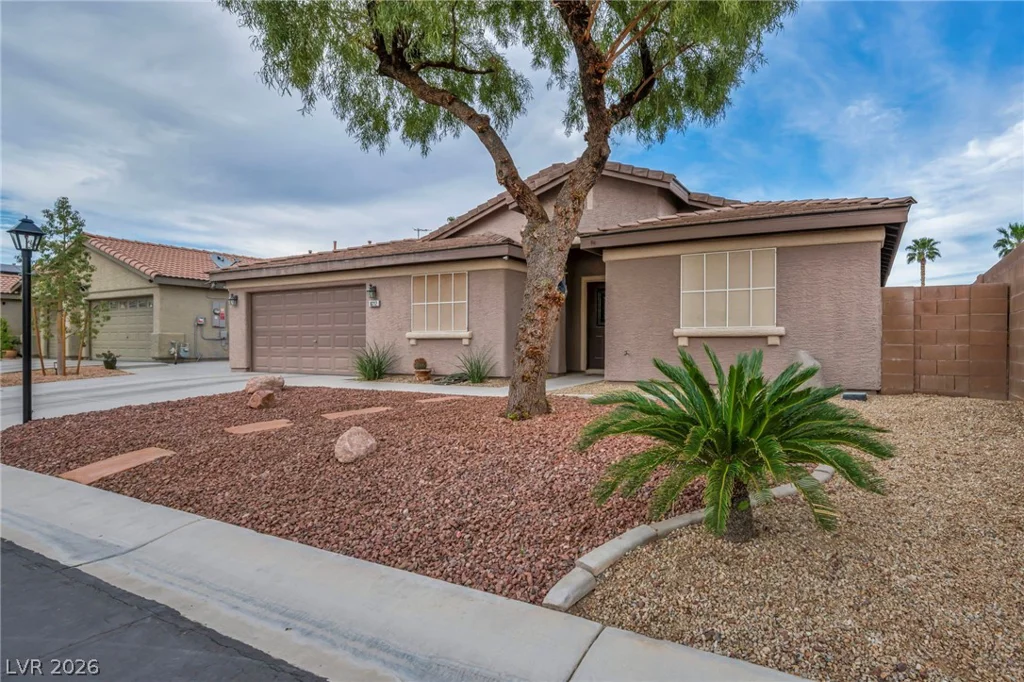 8212 Dusty Valley, Las Vegas, NV 89131