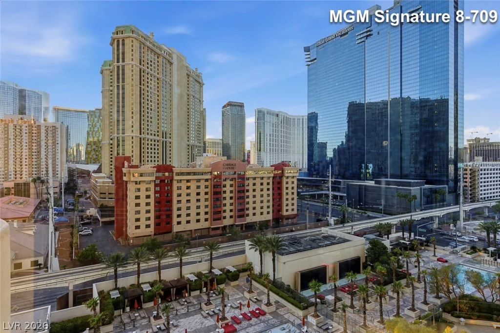 135 Harmon, Las Vegas, NV 89109