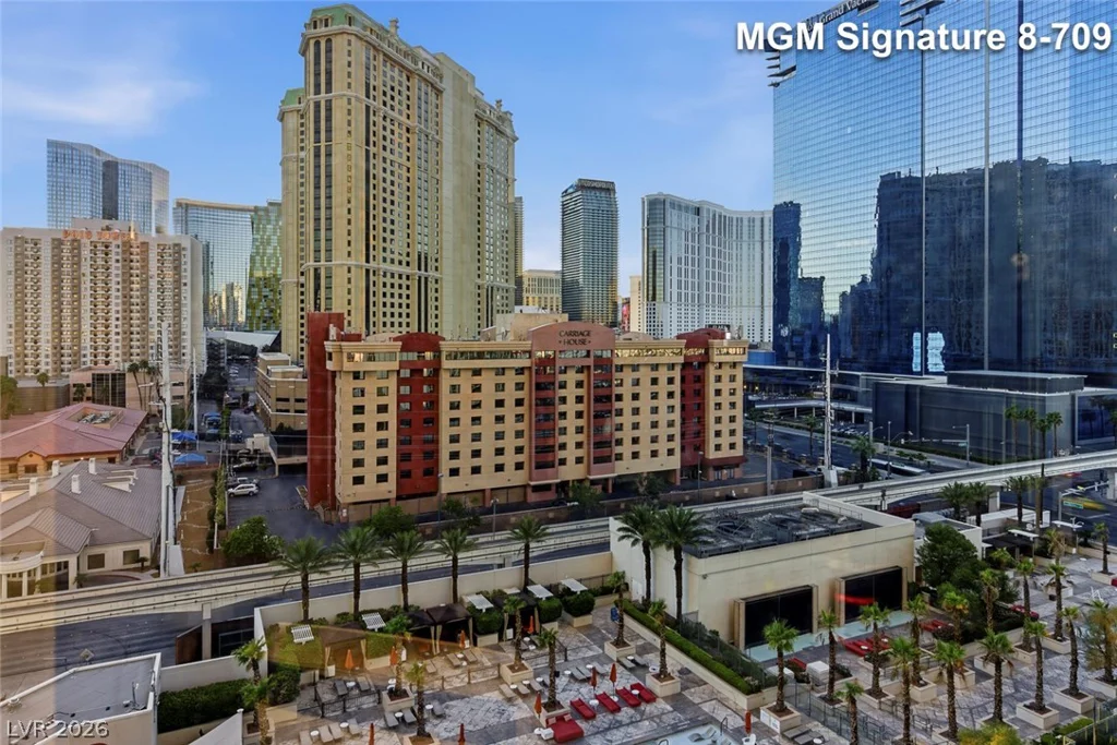 135 Harmon, Las Vegas, NV 89109