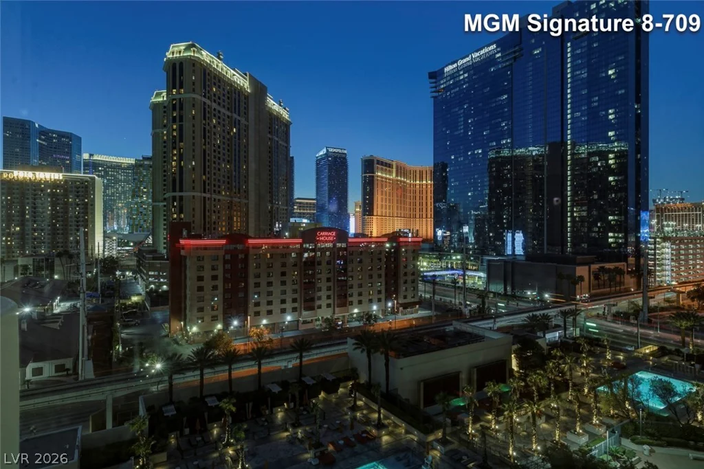 135 Harmon, Las Vegas, NV 89109